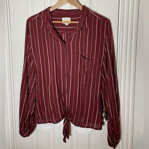 American Eagle Long Sleeve Tie Top